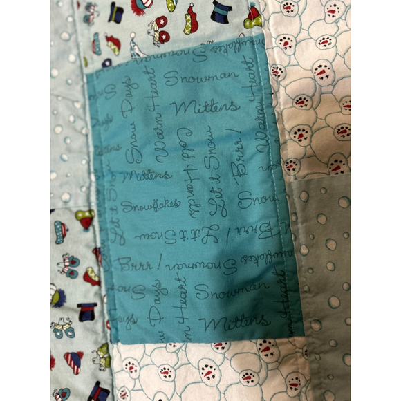 Unbranded Handmade Quilted Blanket Blue White, 35 x 43 1/2 inches, Preowned - Picture 4 of 6